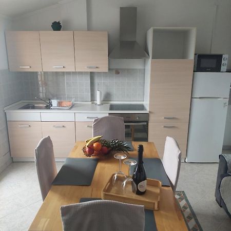 Apartman Andela Labinci Exterior photo